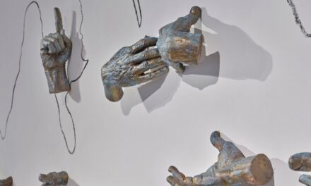 Scultura, a Palazzo Merulana “Nelle tue mani”, l’emozionate personale di Matteo Pugliese