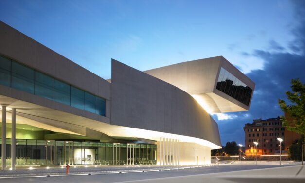 RACCONTARE UNA MOSTRA CON LA MUSICA E LE PAROLE